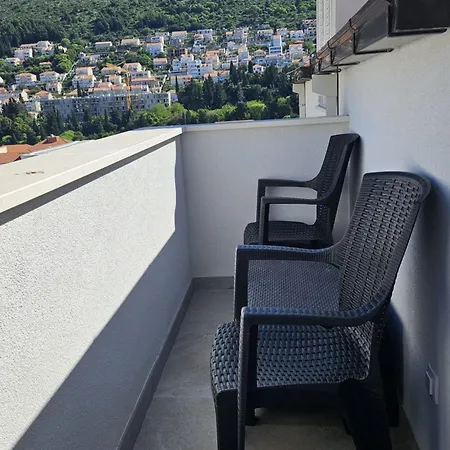Penthouse Dijana Appartamento