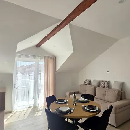 Penthouse Dijana Apartament *