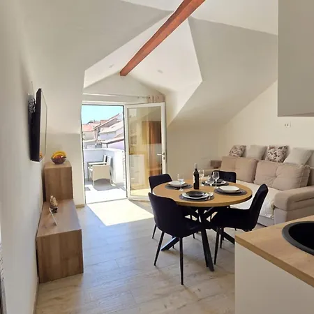 Penthouse Dijana Apartman
